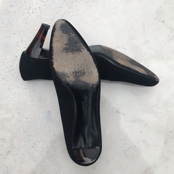 Salvatore Ferragamo Vintage suede heels - Picture 4 of 6